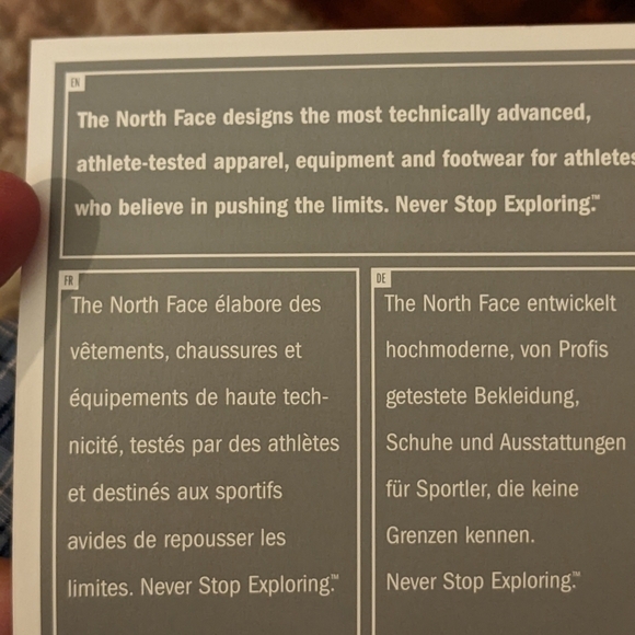 NWT The North Face Men's Blue Plaid Casual Button Up Shirt Medium UV Protection - Picture 8 of 9